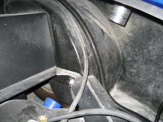 no tube to gas tank...