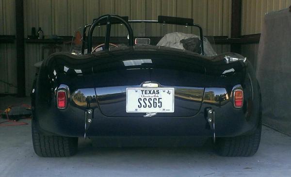 "Louise." Superformance MkIII, car #0909, 514 Ford Racing crate engine w/Tremec TKO500 tranny. There is NO comparison in build quality vs the old, dead MidStates car (Aunt Bea)...this car is FABULOUS!