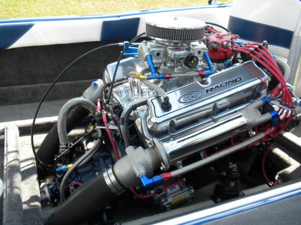 Eddie's 408 stroker in his boat