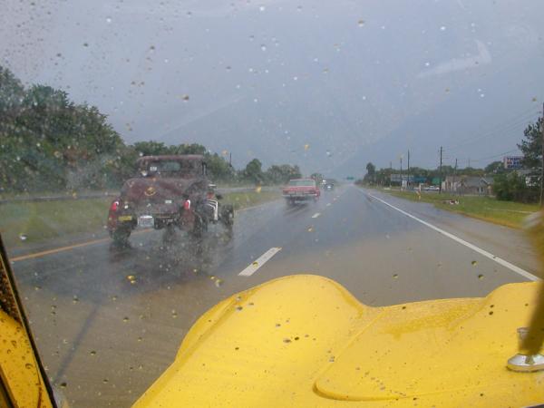 Courtland Airbase car show 6 14 09, convoy to the show.