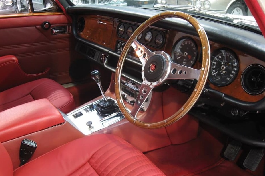 z Jaguar XJ6 manual int dash 5