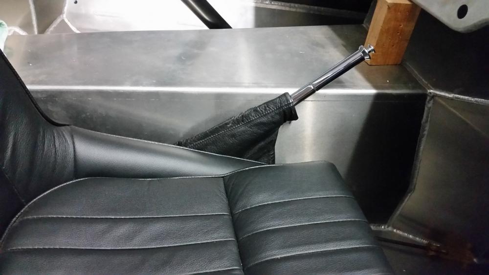 20180228 handbrake handle boot s