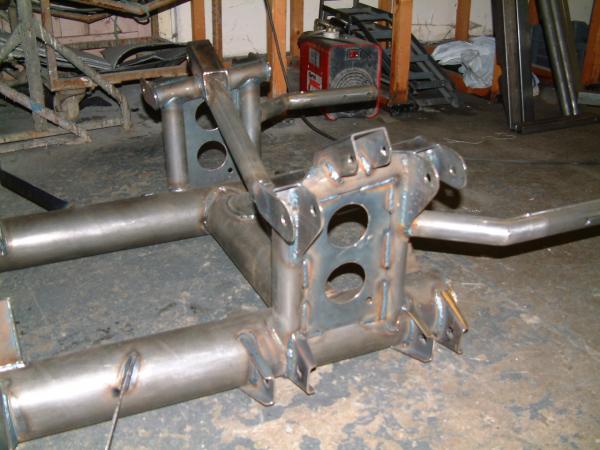 Front Turrets detailing the wish bone pick up points