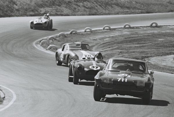 Cunningham Shelby Cobra 289 FIA CSX 2049 at Riverside 1 Hour GT III race 10/13/1963
Corvette #711 ahead, Cunningham Cobra #37, and Ferrari GTO #211