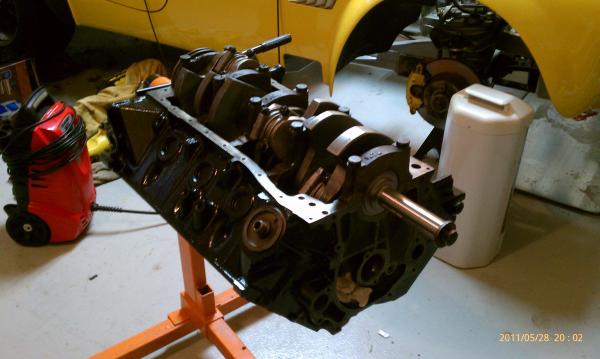 Crankshaft, pistons and rods...all in.