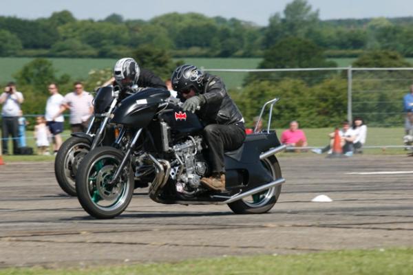 drag racing honda cbr 1000