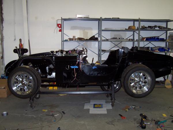 CER Cobra Build wheels on!