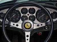 z Ferrari 365GTB4 dash
