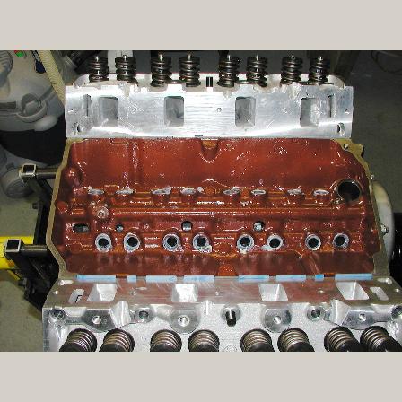 13801edelbrock_heads