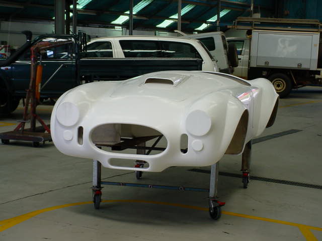 14064front_view_body_on_dolly