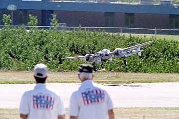 P-38-Landing