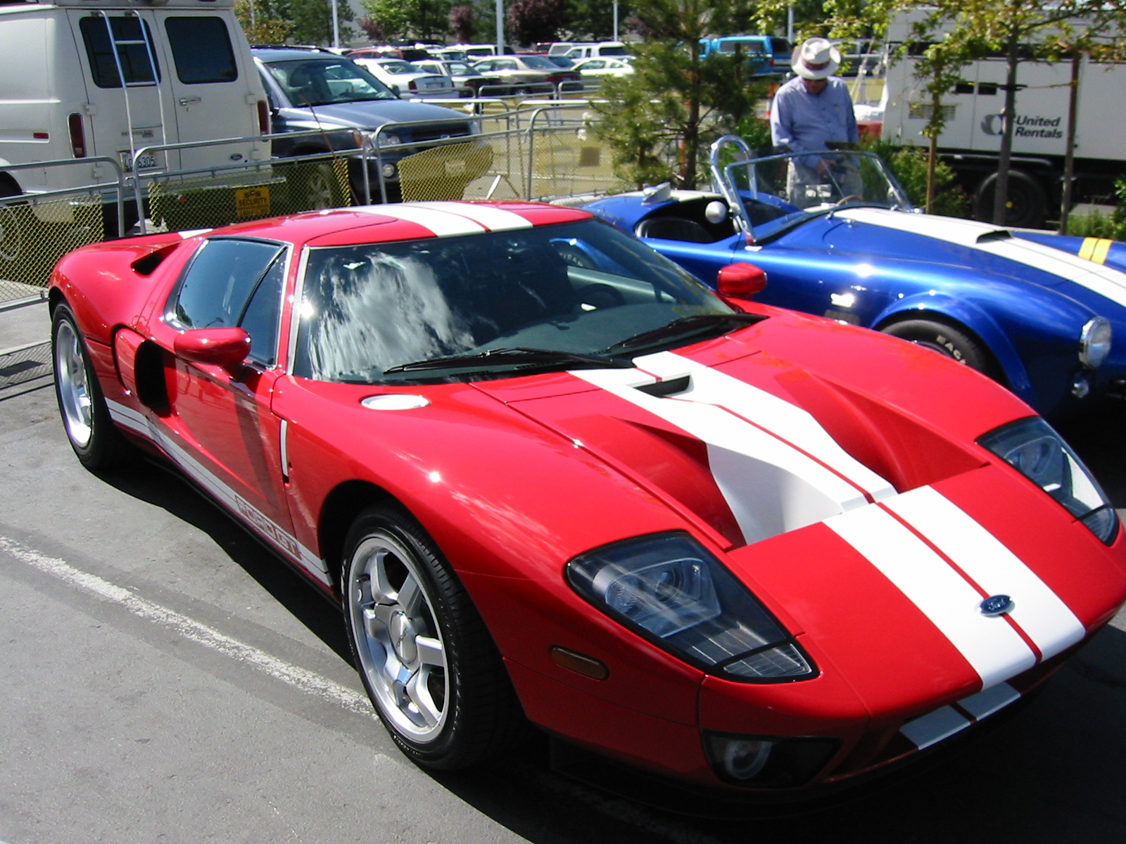 10059JohnP_Ford_GT_at_WSCB