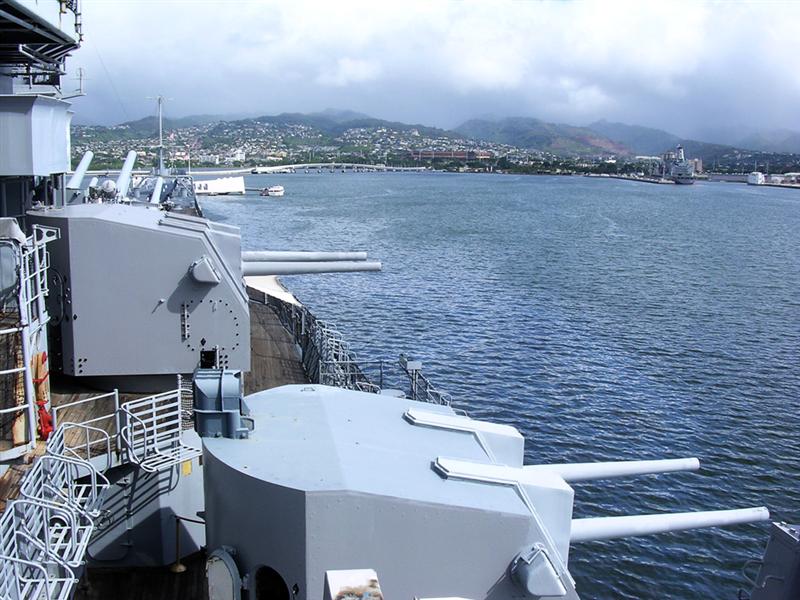 Looking_Toward_Honolula_Medium_