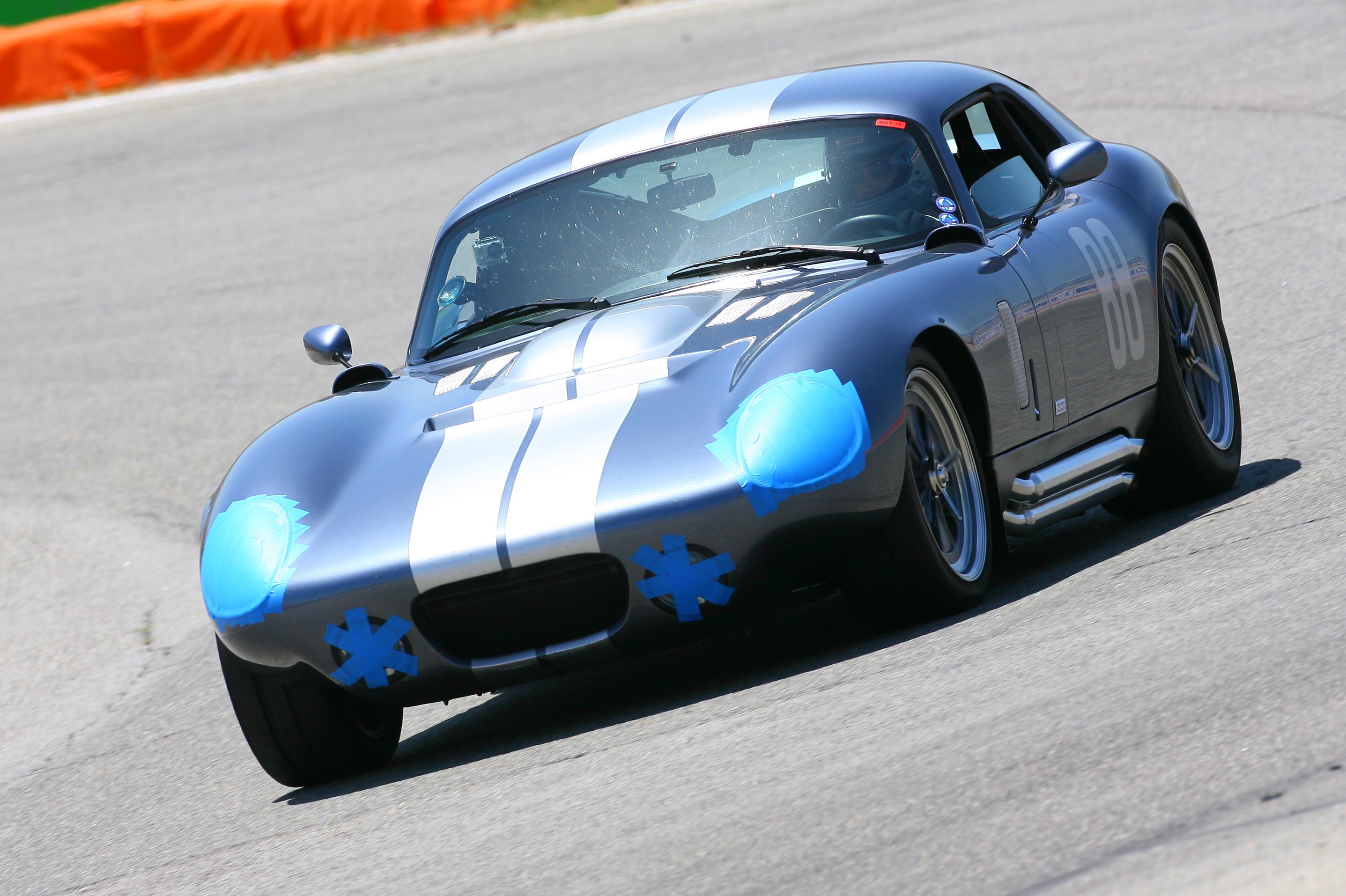 May-08-2010-CobraClub_Red_1140am_CP2_0981