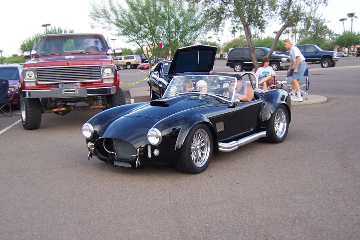 Cobra_and_Boys_Car_show