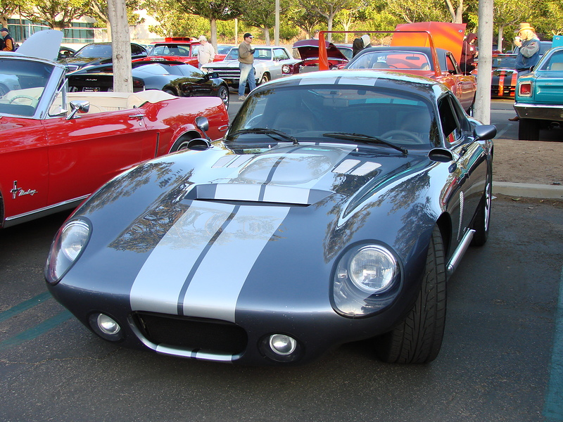 030307CarsCoffee041-vi