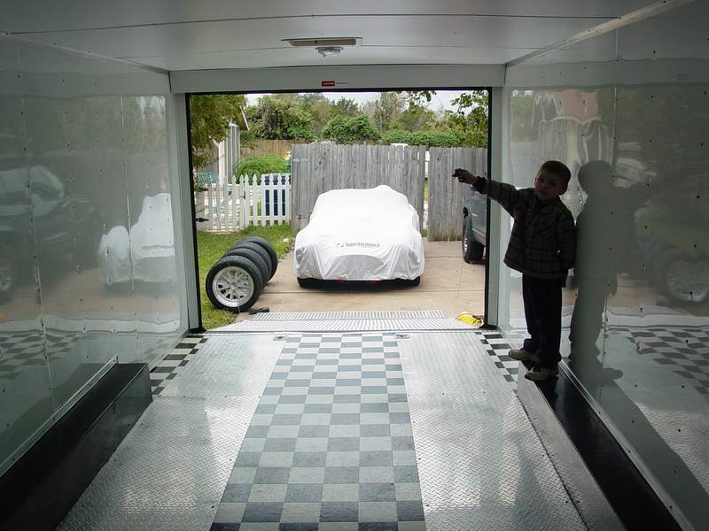 10162Trailerinsideout