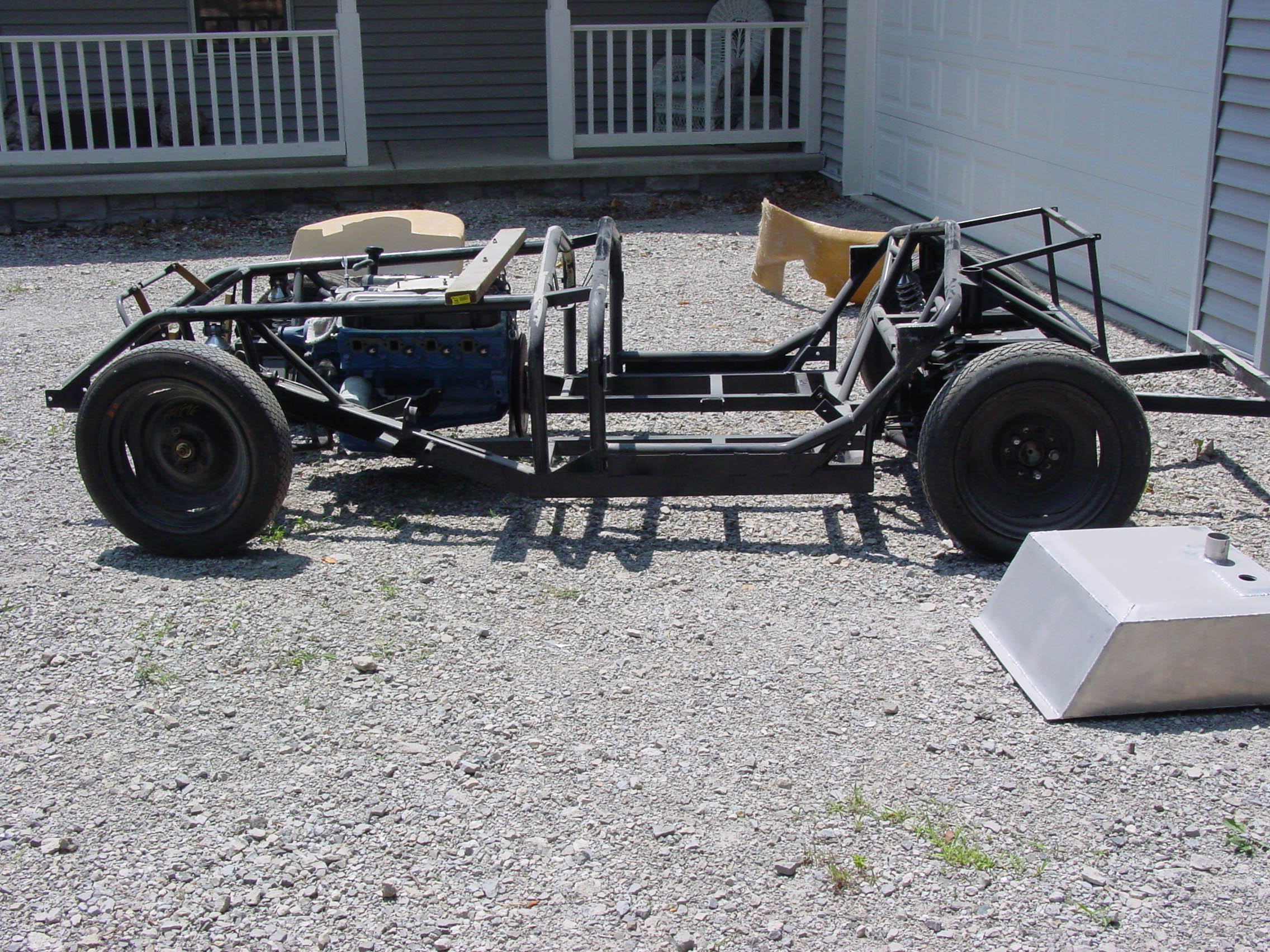 11078Aurora_frame_all_driver_side