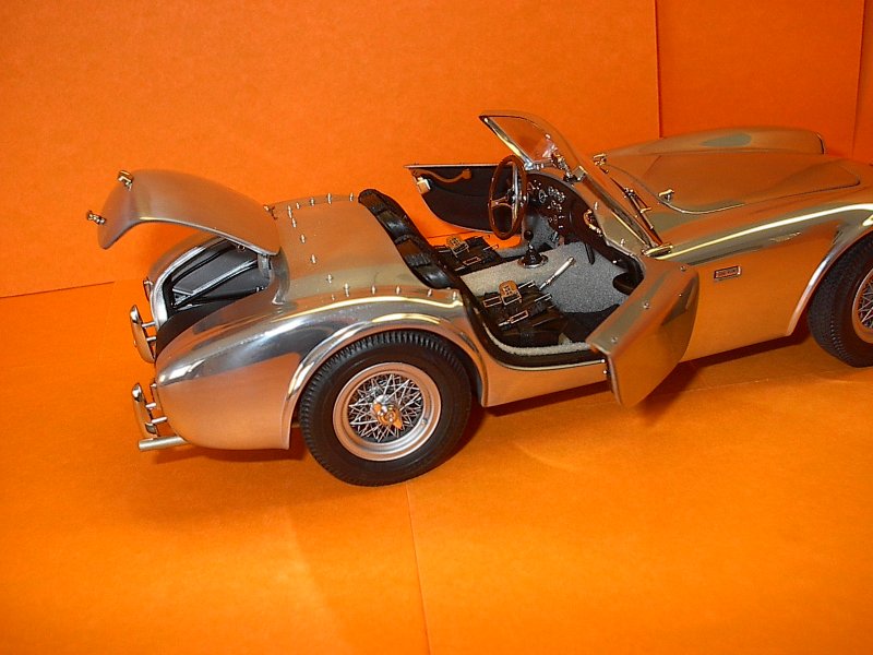 1144662_Doors_Trunk_Open