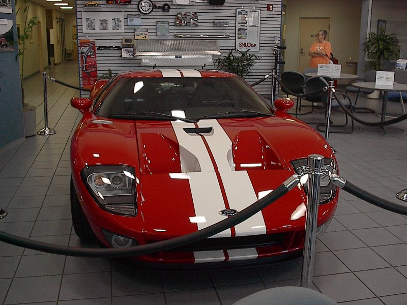 11446Ford_GT2