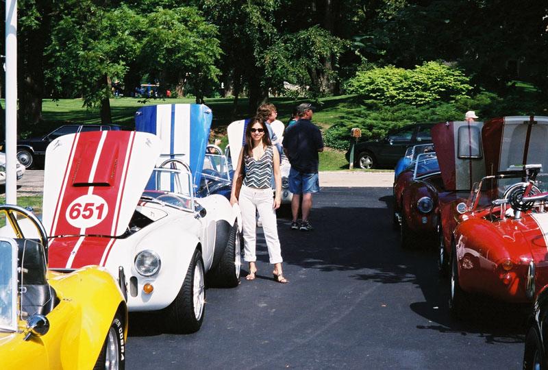 11650johns_car_at_picnic