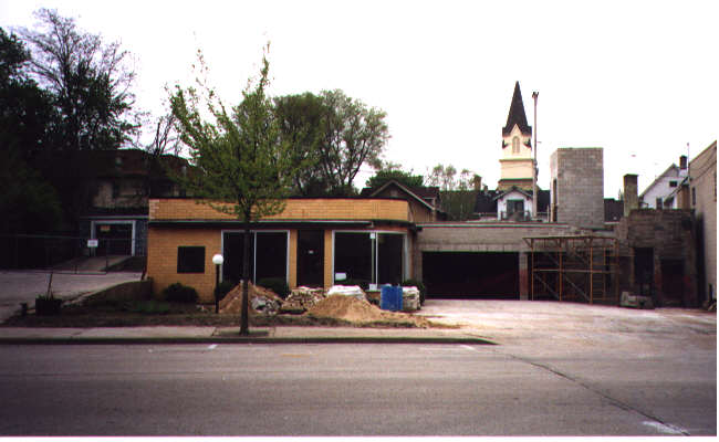 11933Main_Street_-_Elevator