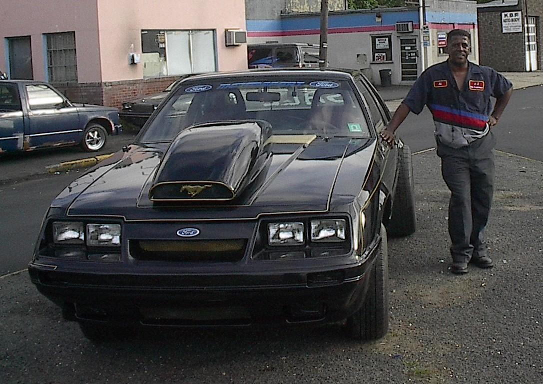 11942al_next_2_mustang