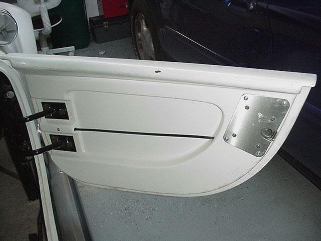 13144interiordoor3-25-03