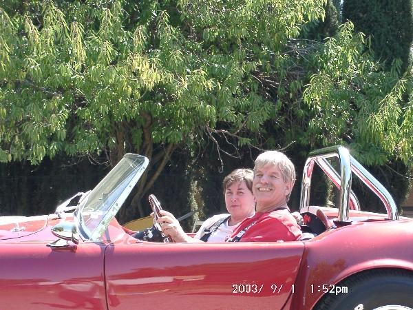 13595web_close_up_chuck_and_rosalie