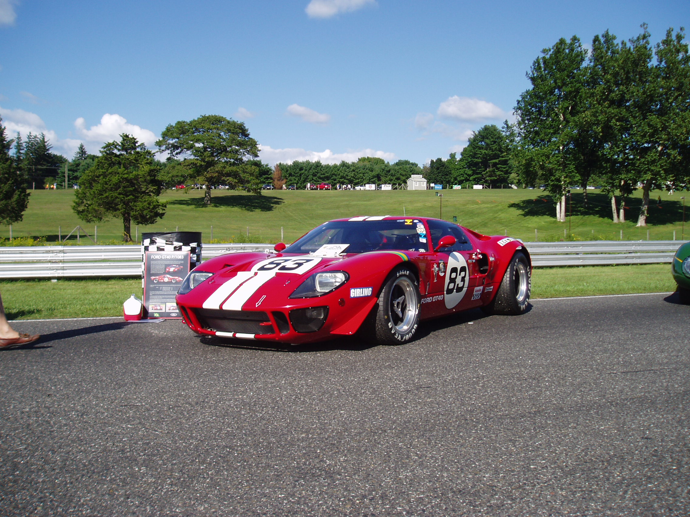 13827Red_GT40
