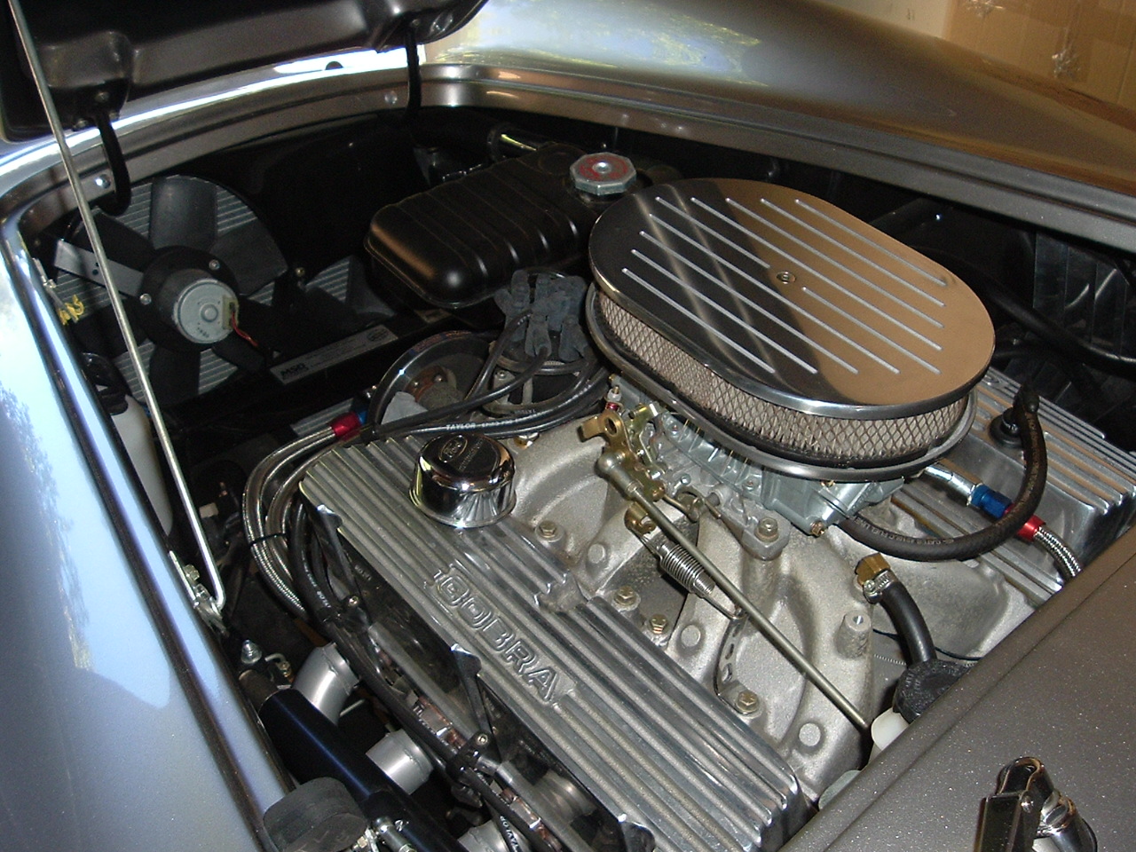 14276cobra_interior_engine_005