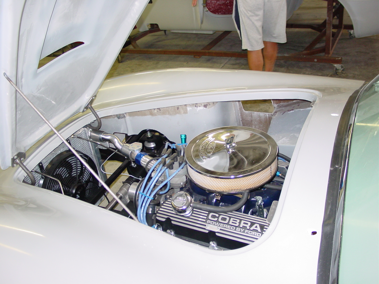 14986engine_compartment_1