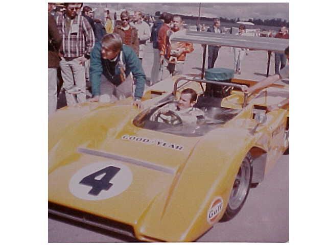 15087bruce_mclaren___m8b_midohio