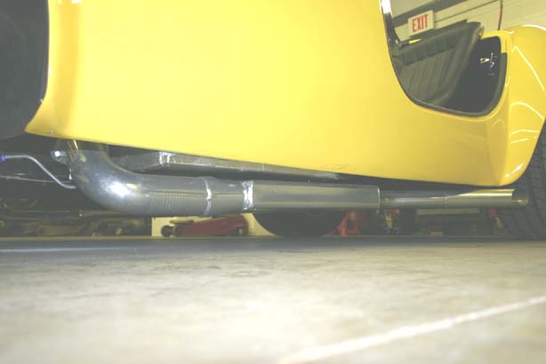 15160yellowundercar_side