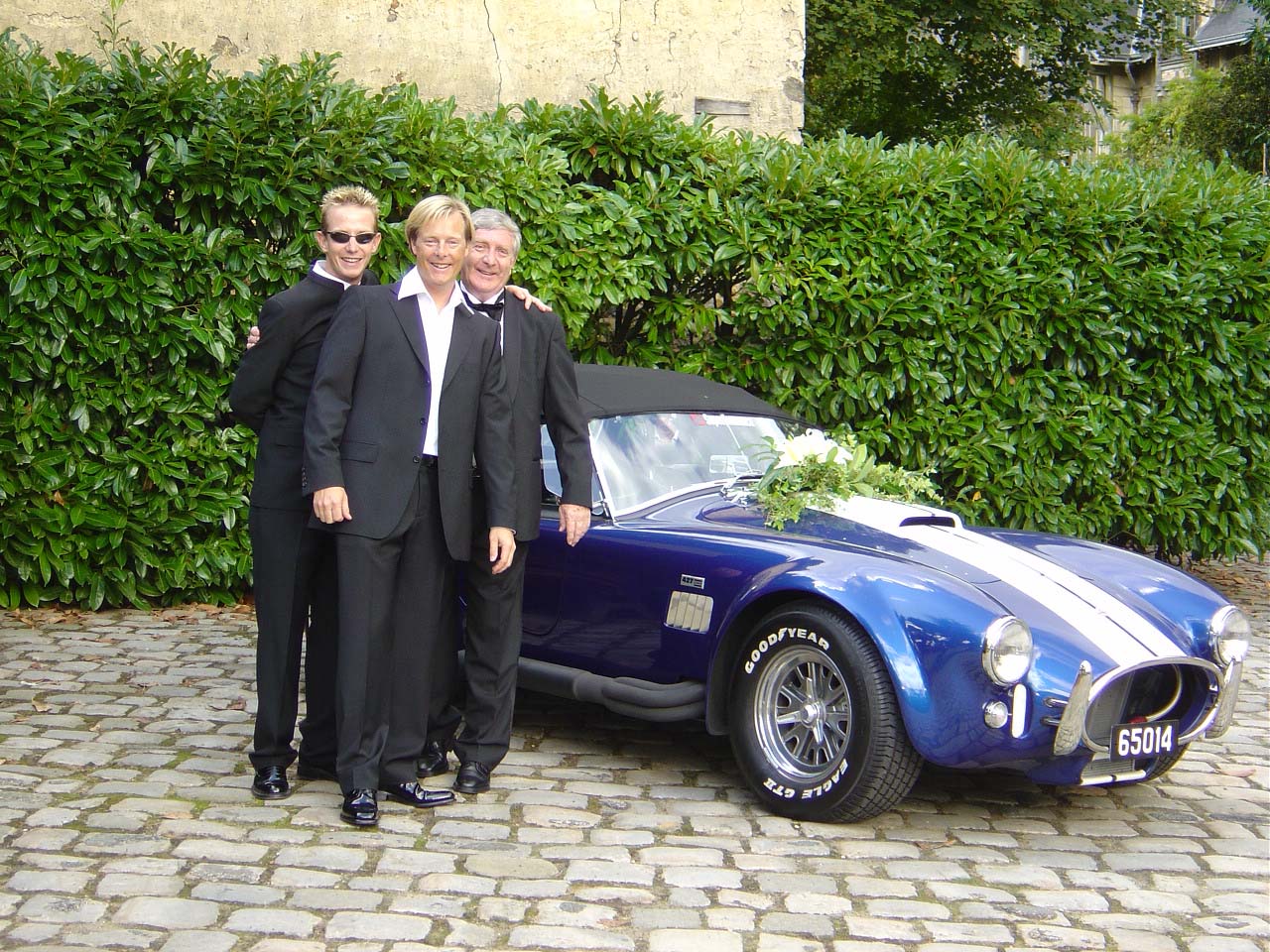 16882Boys_and_the_toy