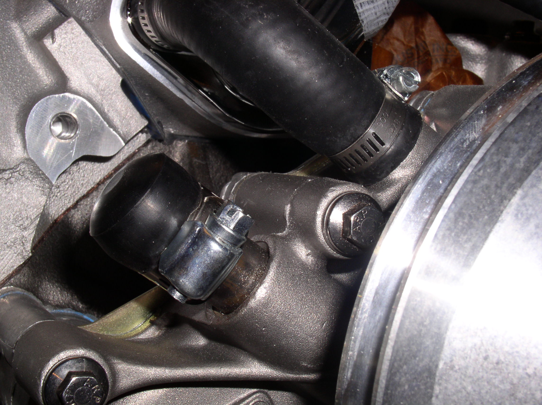 18037Engine_Pictures_006