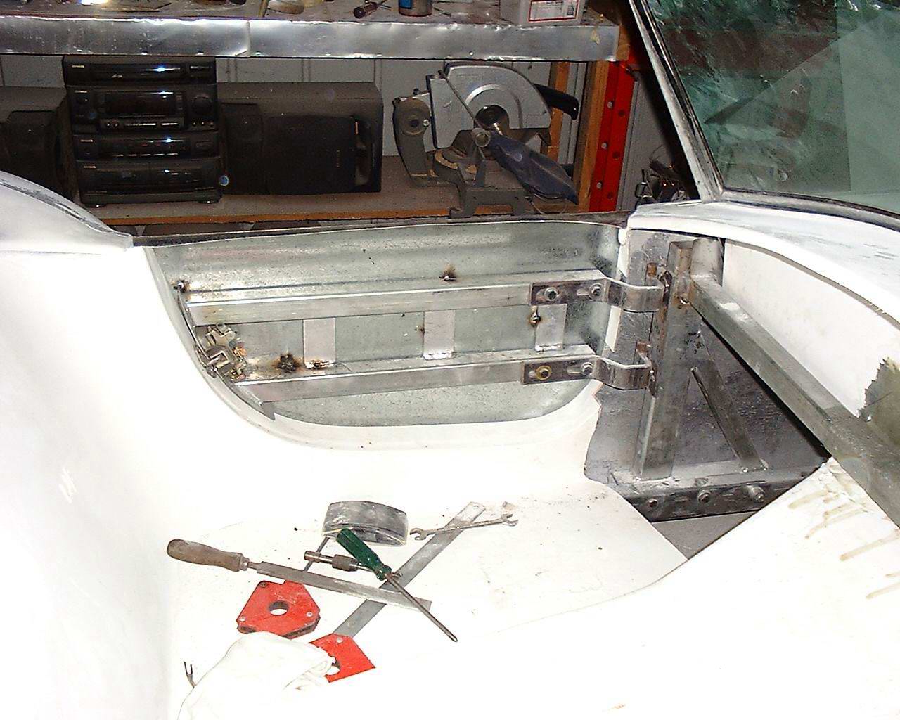 19286inner_gal_door1