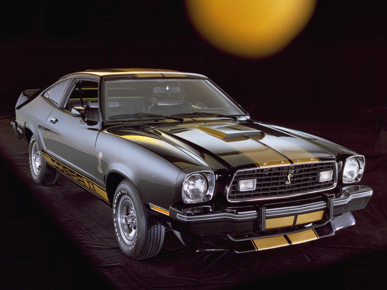 1975-Ford-Mustang-Cobra-II-1280x960