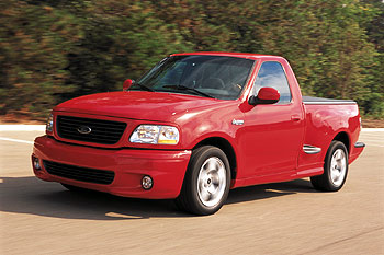 2001_Ford_SVT_Lightening