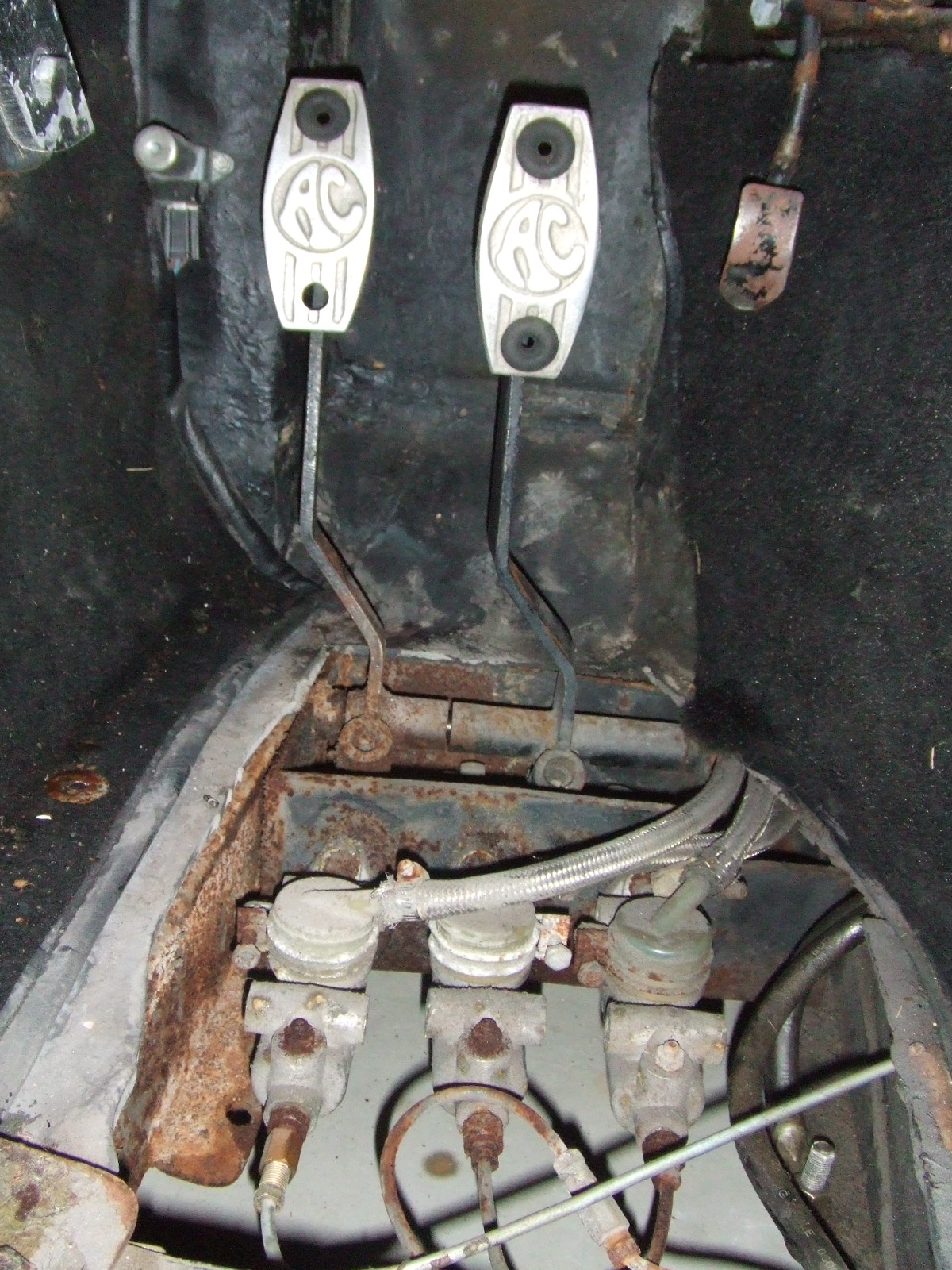 2006_1016Cobra67Shellby30014