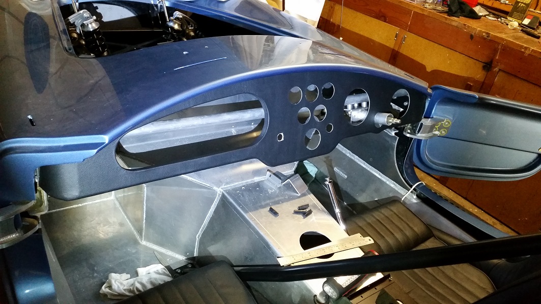 20190604_dash_leather_fitted_s