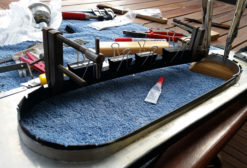 20190604_dash_leather_glovebox_s