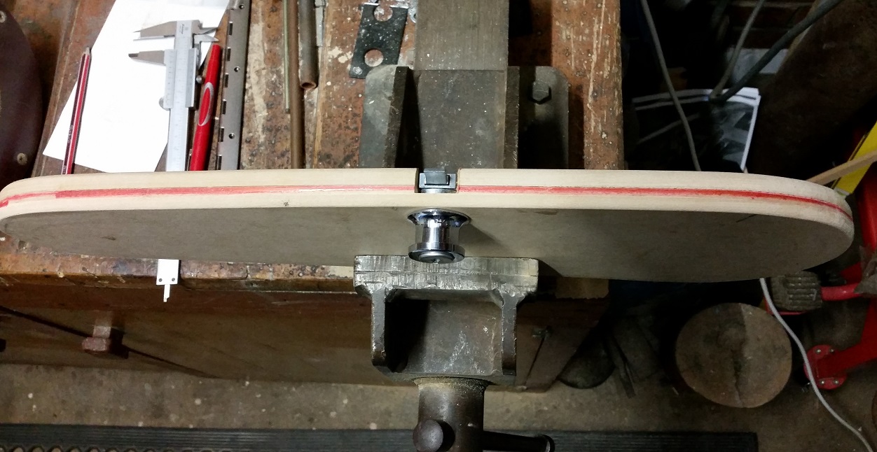 20190702_gbox_door_with_knob