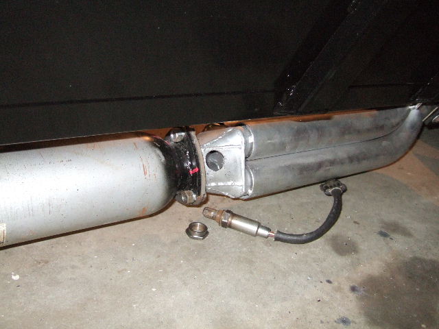 20893Oxygen_sensor_hole_cut_