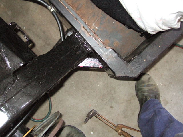 20893Tyre_relief_marked_out