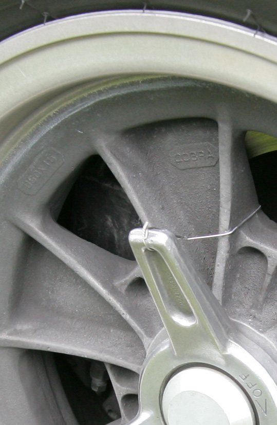 21299Front_FIA_detail