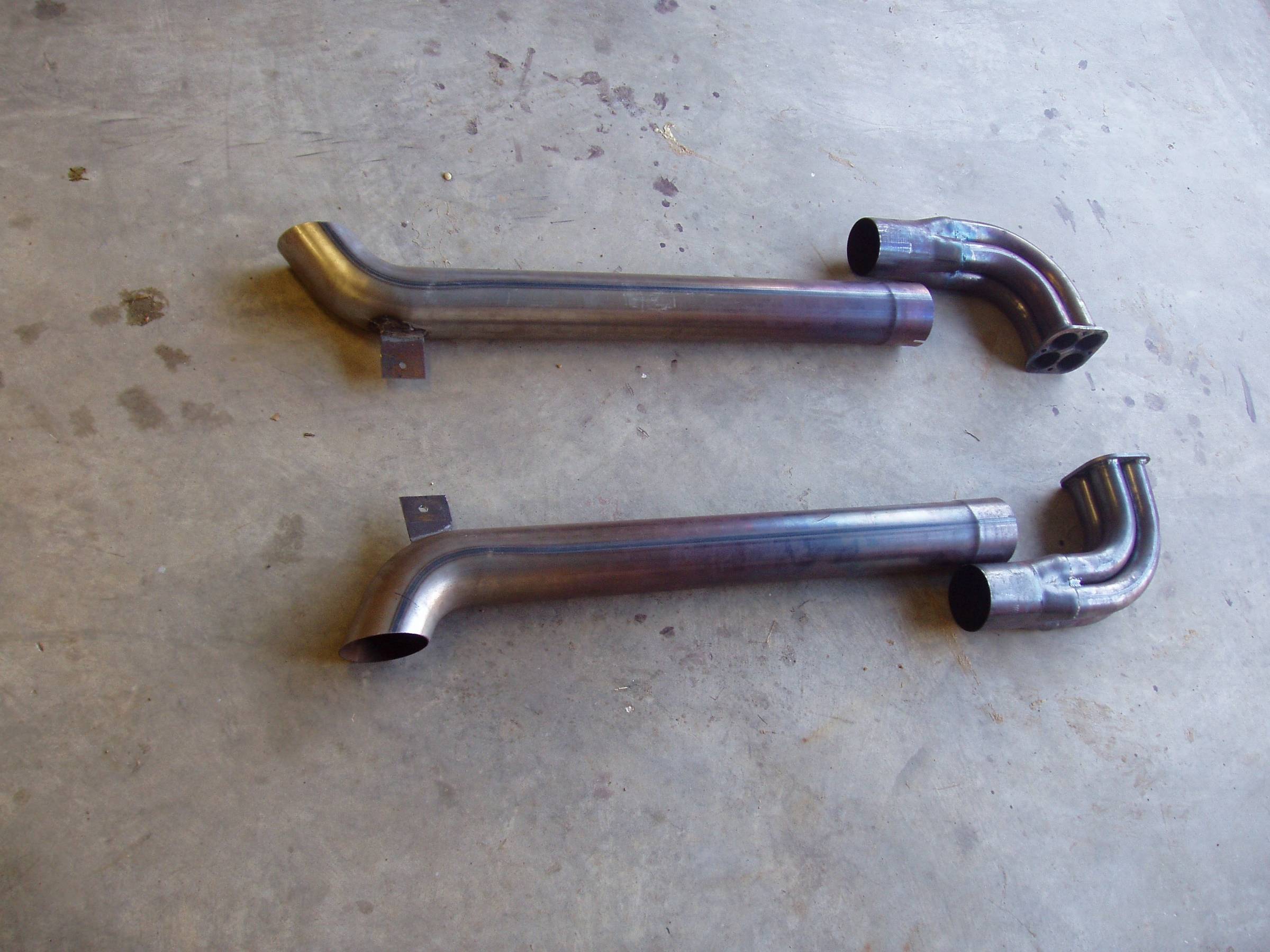 216104_inch_pipes_ready_for_coating