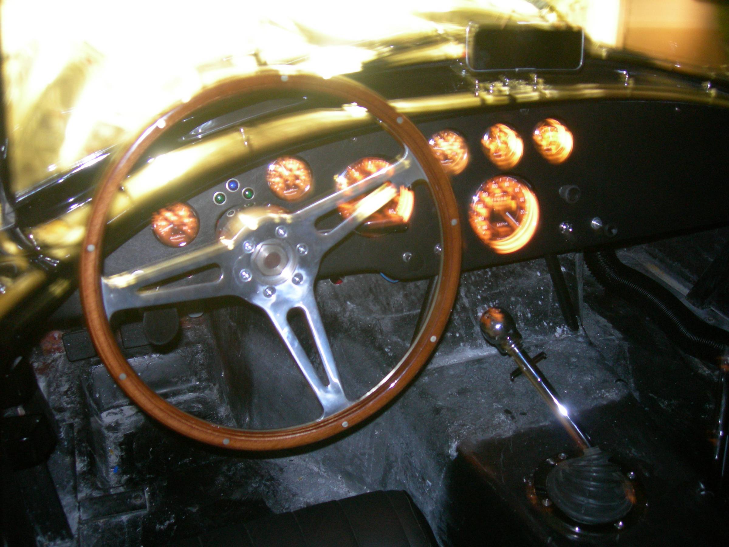 2206723_Sept_2005_car_is_running_003