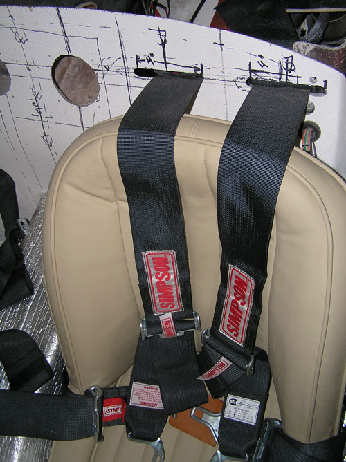 22855Seat-belts