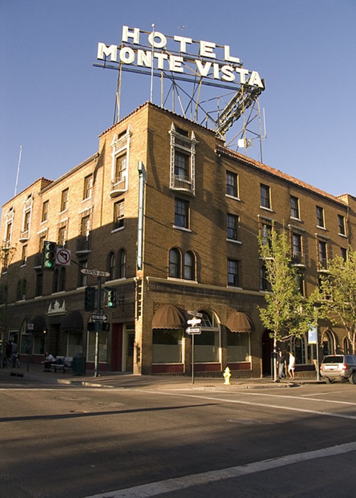 43672744_HotelMonteVista